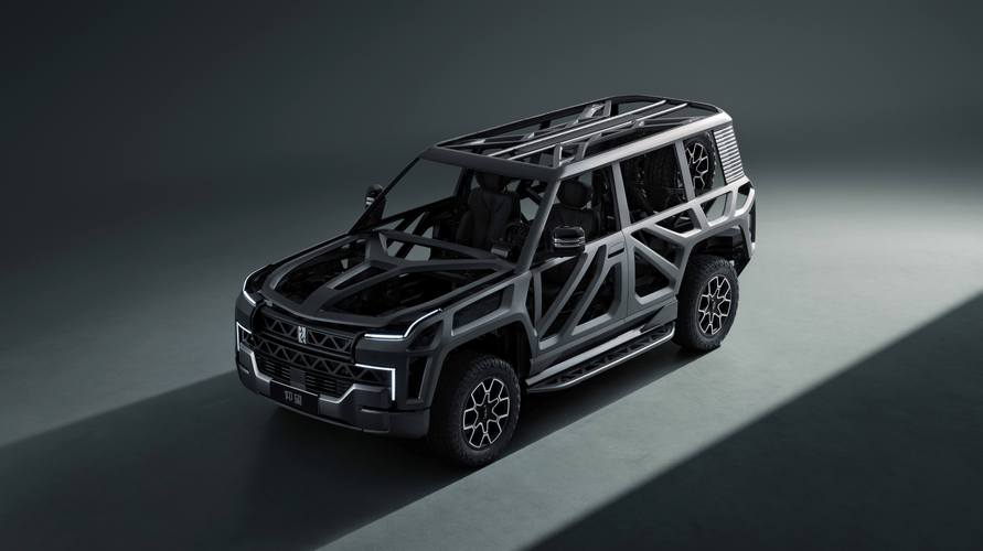 东莞万江区风海信企业管理咨询仰望U8硬派越野的科技魅力，国能汽车对传统燃油车市场的冲击